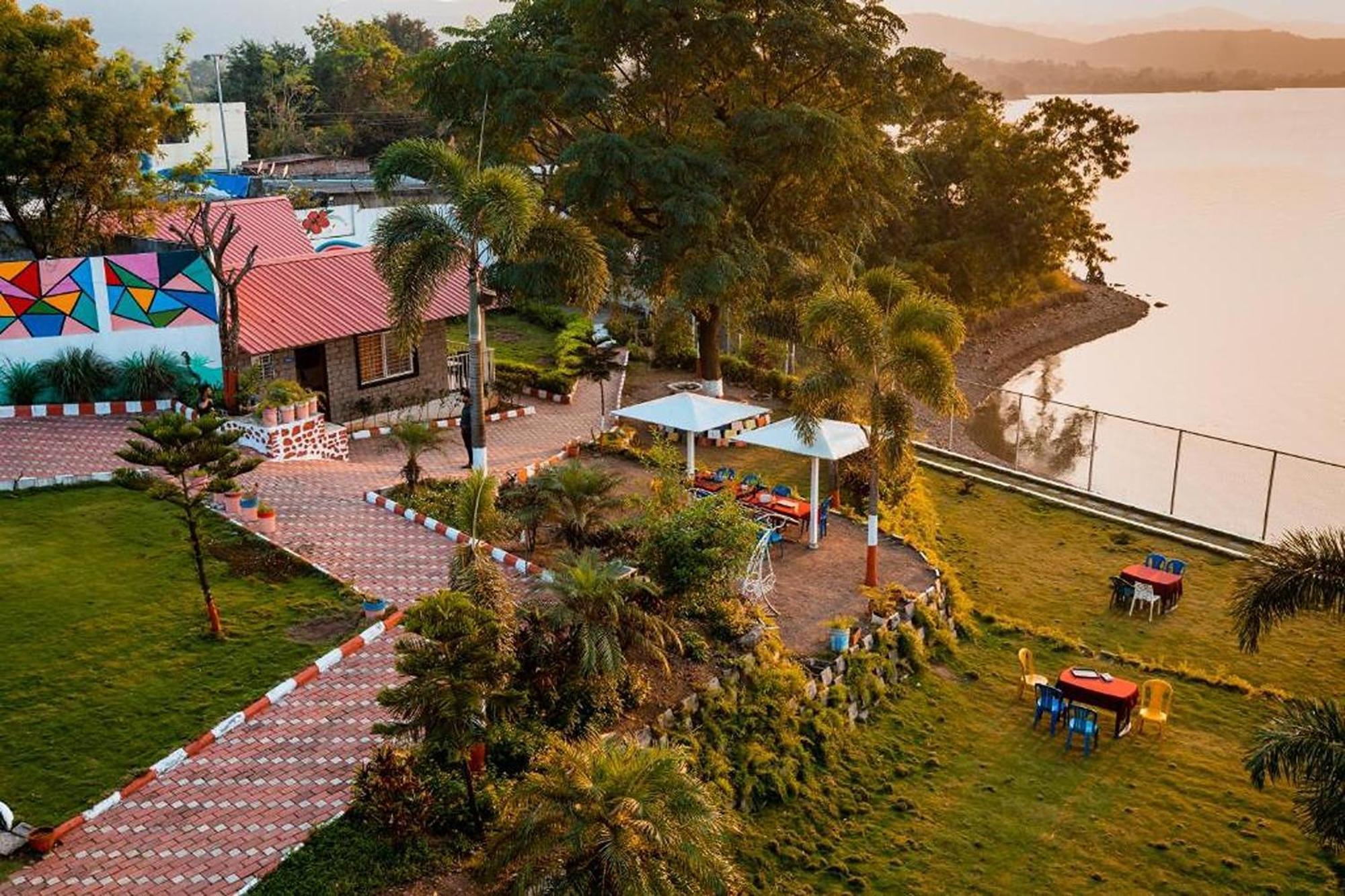 Sunshine Resort Pune Ngoại thất bức ảnh